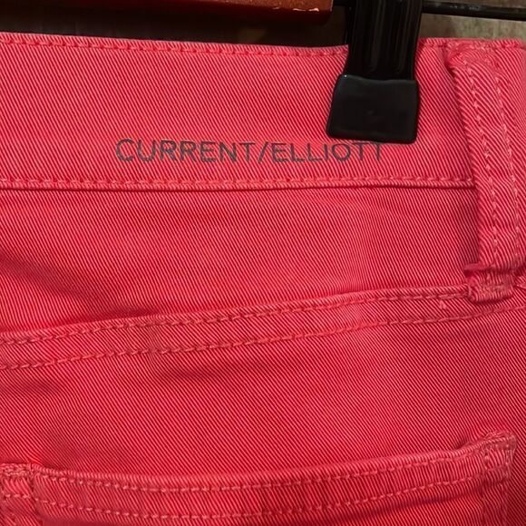 Current/Elliott The Kick Crop Flare In Poinsettia - Picture 5 of 6